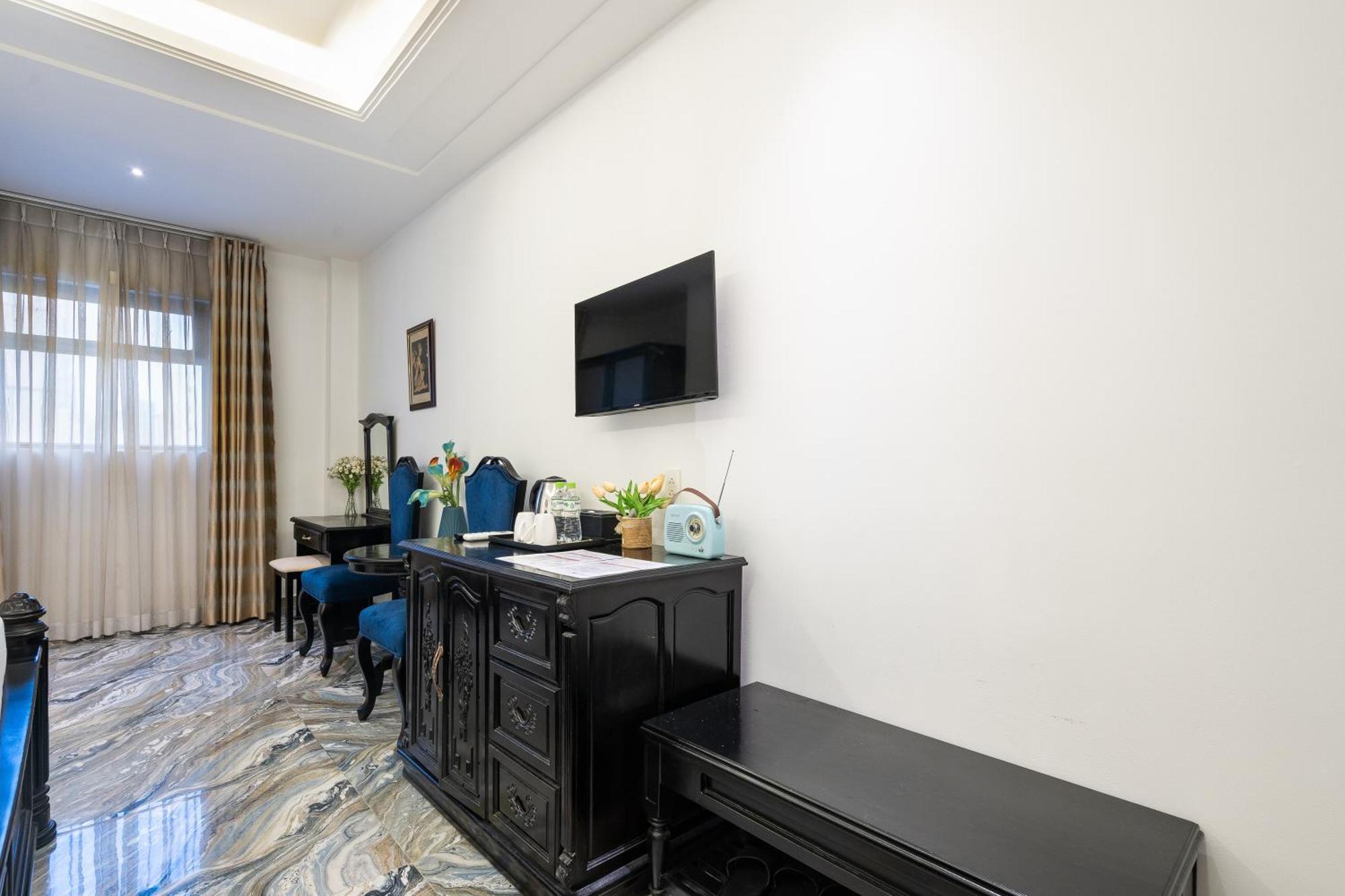 Nicecy Saigon Hotel Ho Chi Minh City Exterior photo
